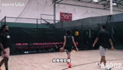 训练师：瀚森就像是CBA约基奇不常空接，但在NBA需练好空接😁